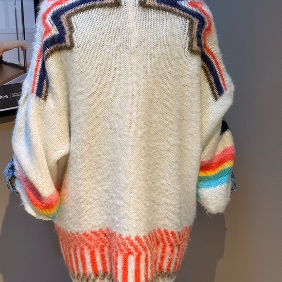 Cozy Multicolor Star Patterned Cardigan - Picture 13 of 16